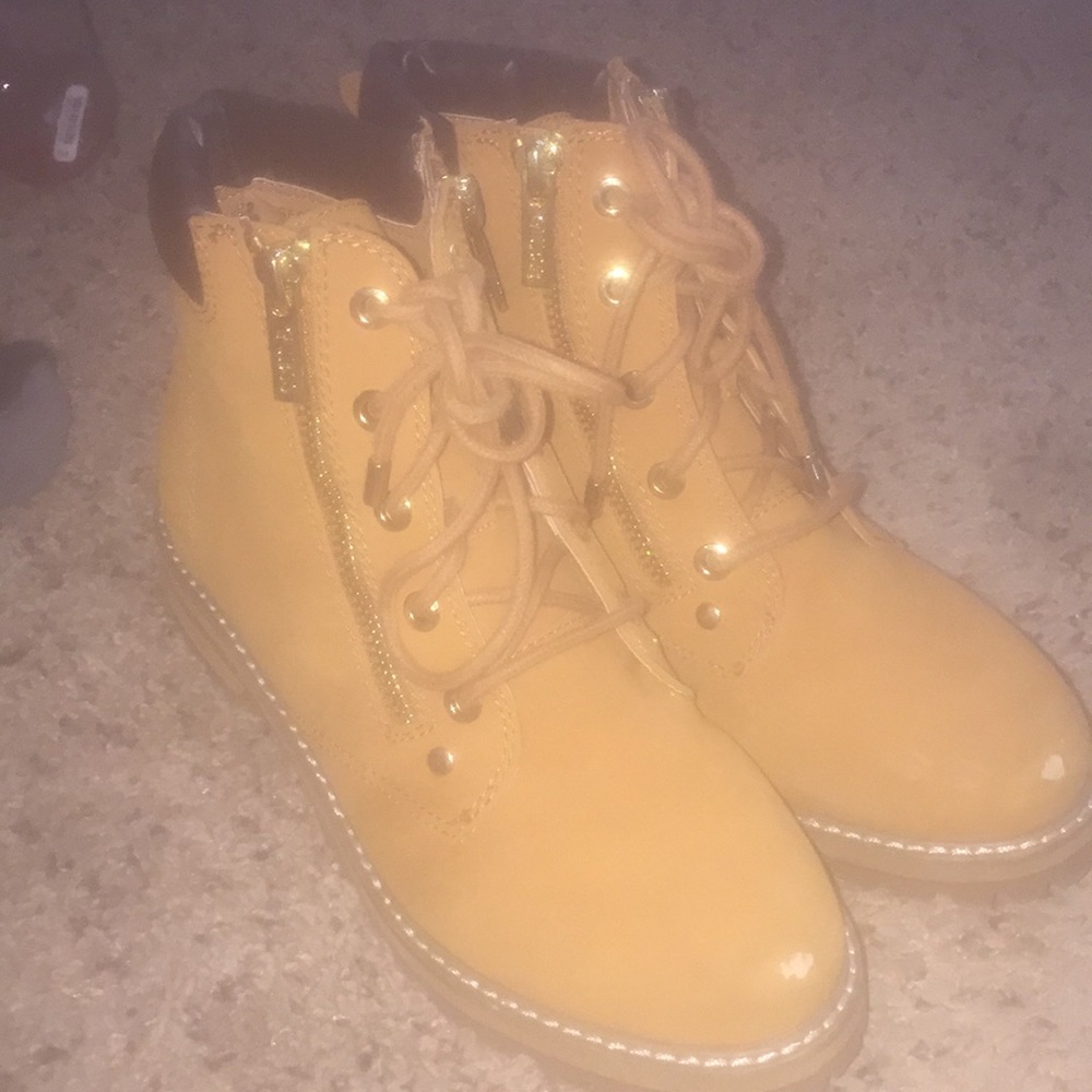 Guess ‘Timberland Boots’